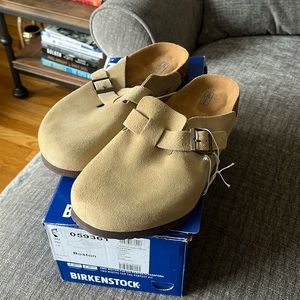 Birkenstock Bostons NWT size 39